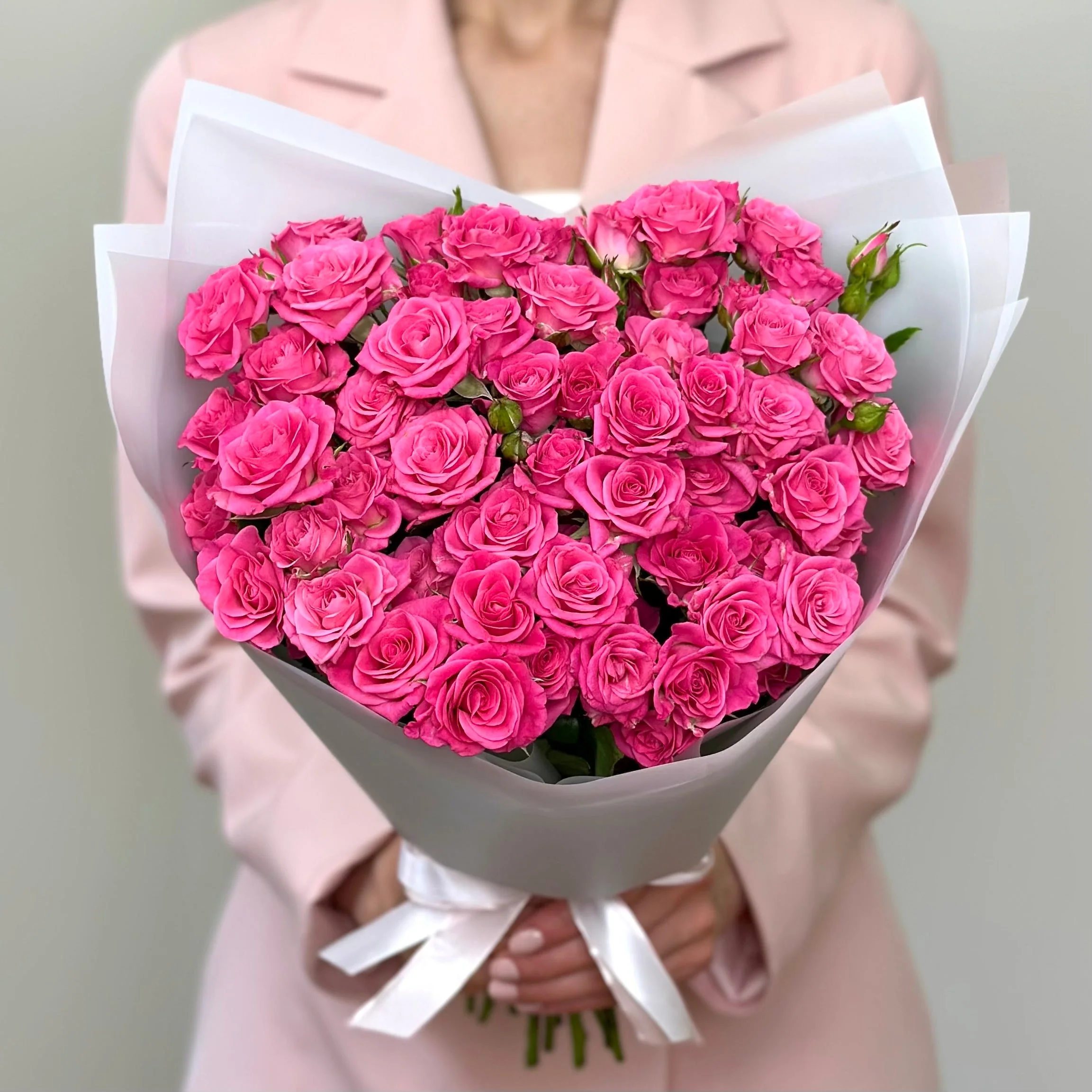 17 Spray Pink Roses