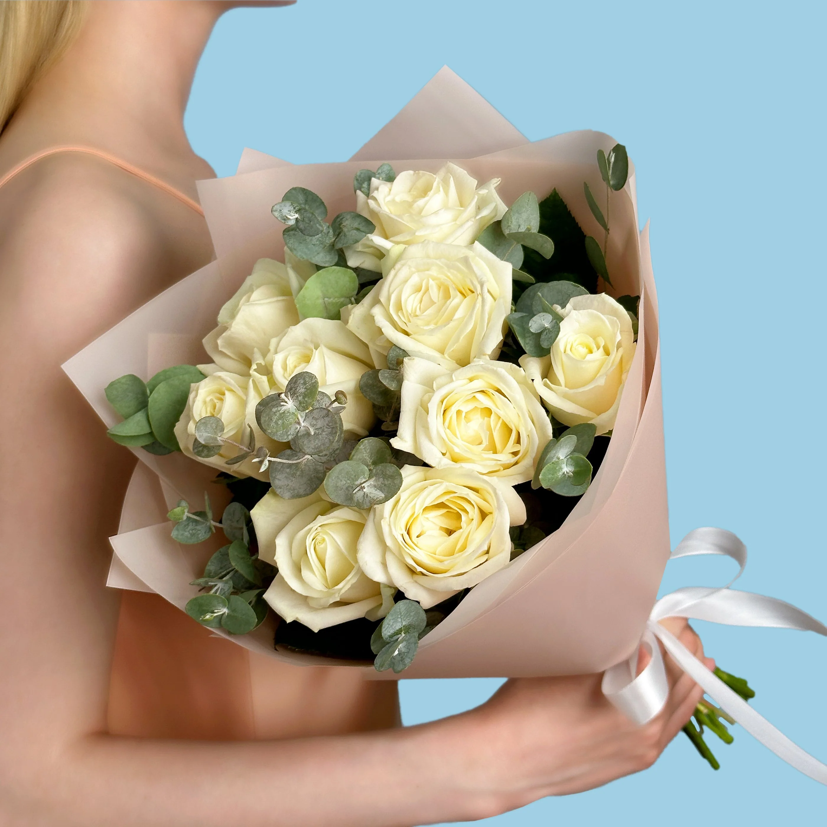 White Roses With Eucaliptus - Image 4